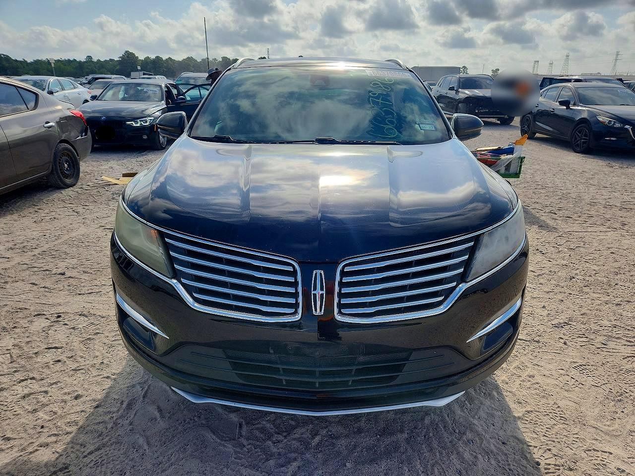 5LMCJ2C90HUL12719 · 2017 LINCOLN MKC · 5/13
