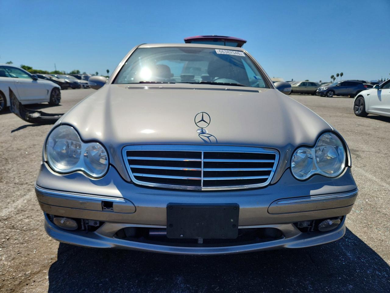 WDBRF52H06A836303 · 2006 MERCEDES-BENZ C · 5/13
