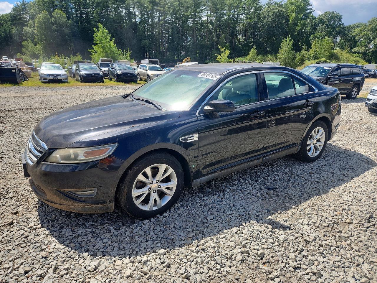 2011 FORD TAURUS