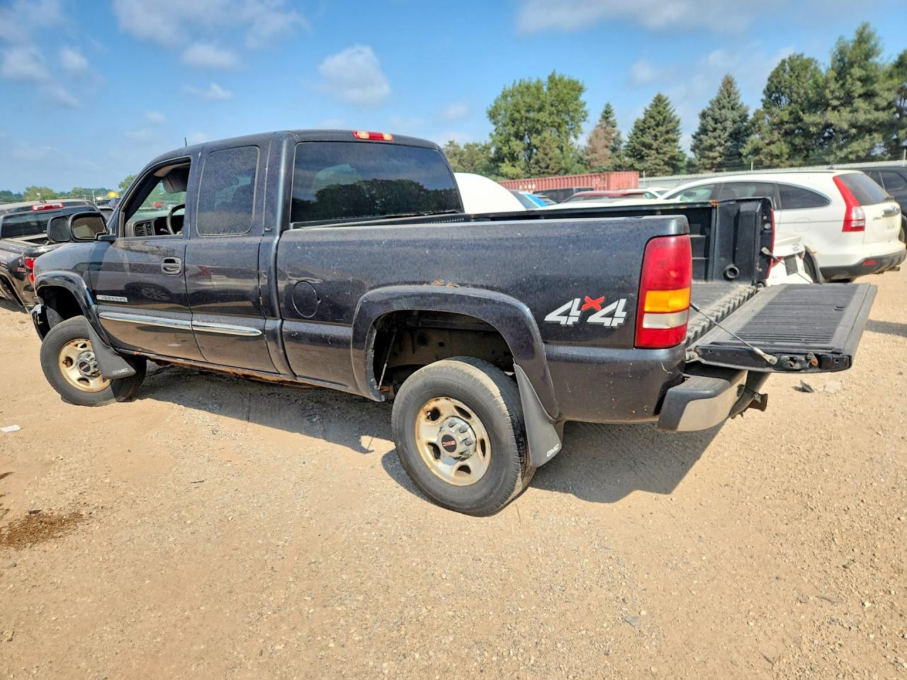 1GTHK29U93E351916 · 2003 GMC SIERRA · 2/12
