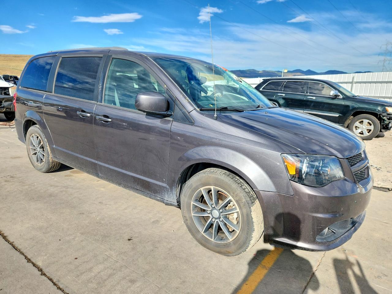 2C4RDGEG5KR521265 · 2019 DODGE GRAND CARAVAN · 4/13