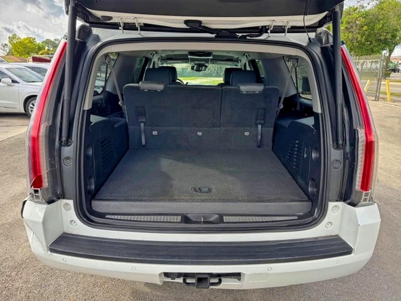 1GNSCJKC8FR505342 · 2015 CHEVROLET SUBURBAN · 6/15