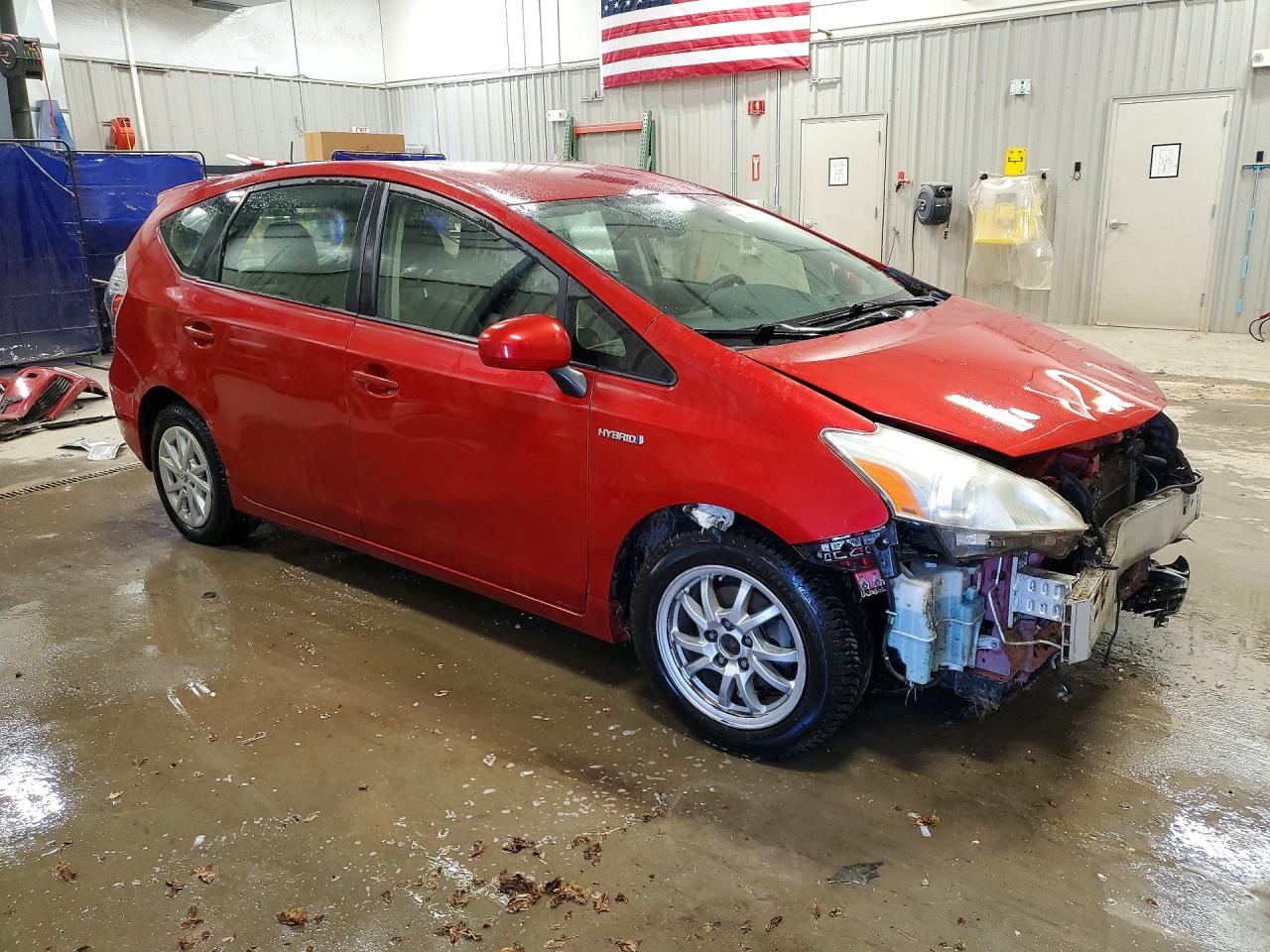 JTDZN3EU8C3116054 · 2012 TOYOTA PRIUS V · 4/13