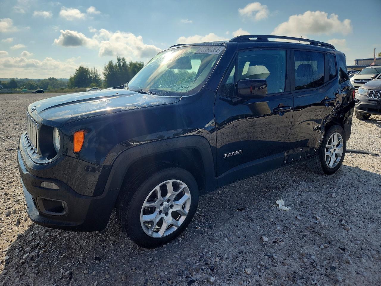 ZACCJBBBXHPF85678 · 2017 JEEP RENEGADE