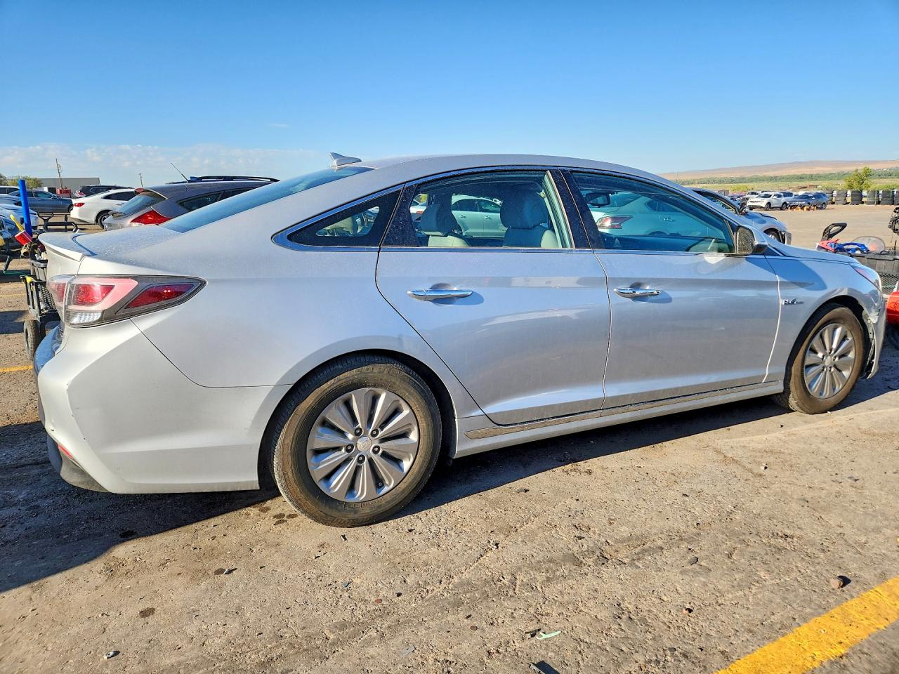KMHE24L34HA061298 · 2017 HYUNDAI SONATA HYBRID · 3/12