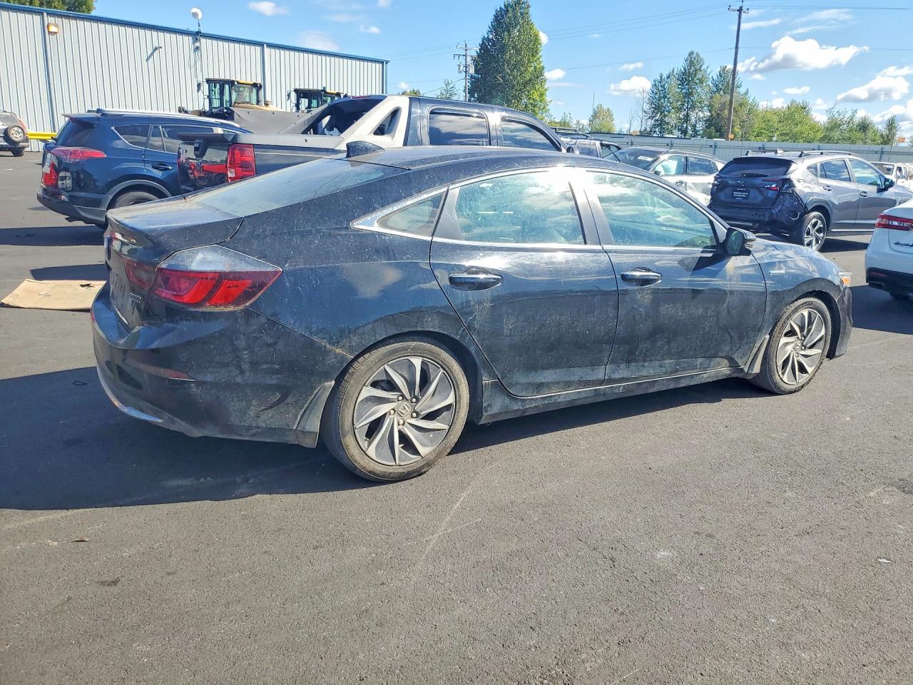 19XZE4F96KE000438 · 2019 HONDA INSIGHT · 3/12