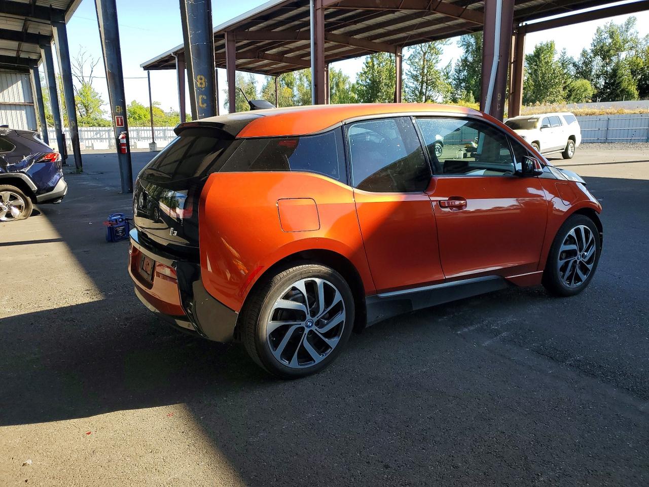 WBY1Z4C56EV274093 · 2014 BMW I3 · 3/13
