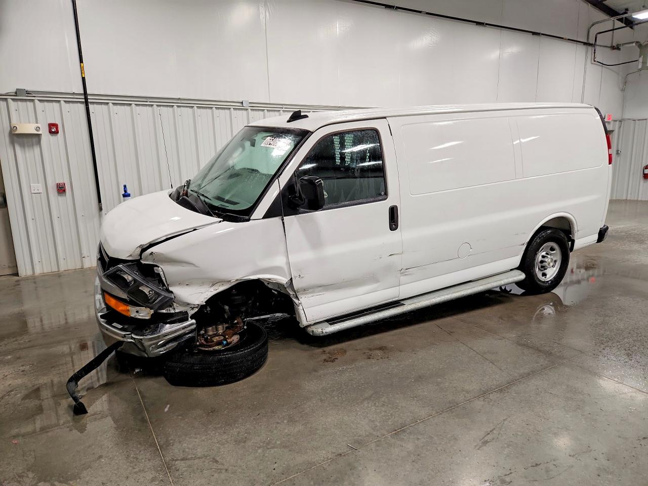 1GCWGAFP1S1259495 · 2025 CHEVROLET EXPRESS G2500