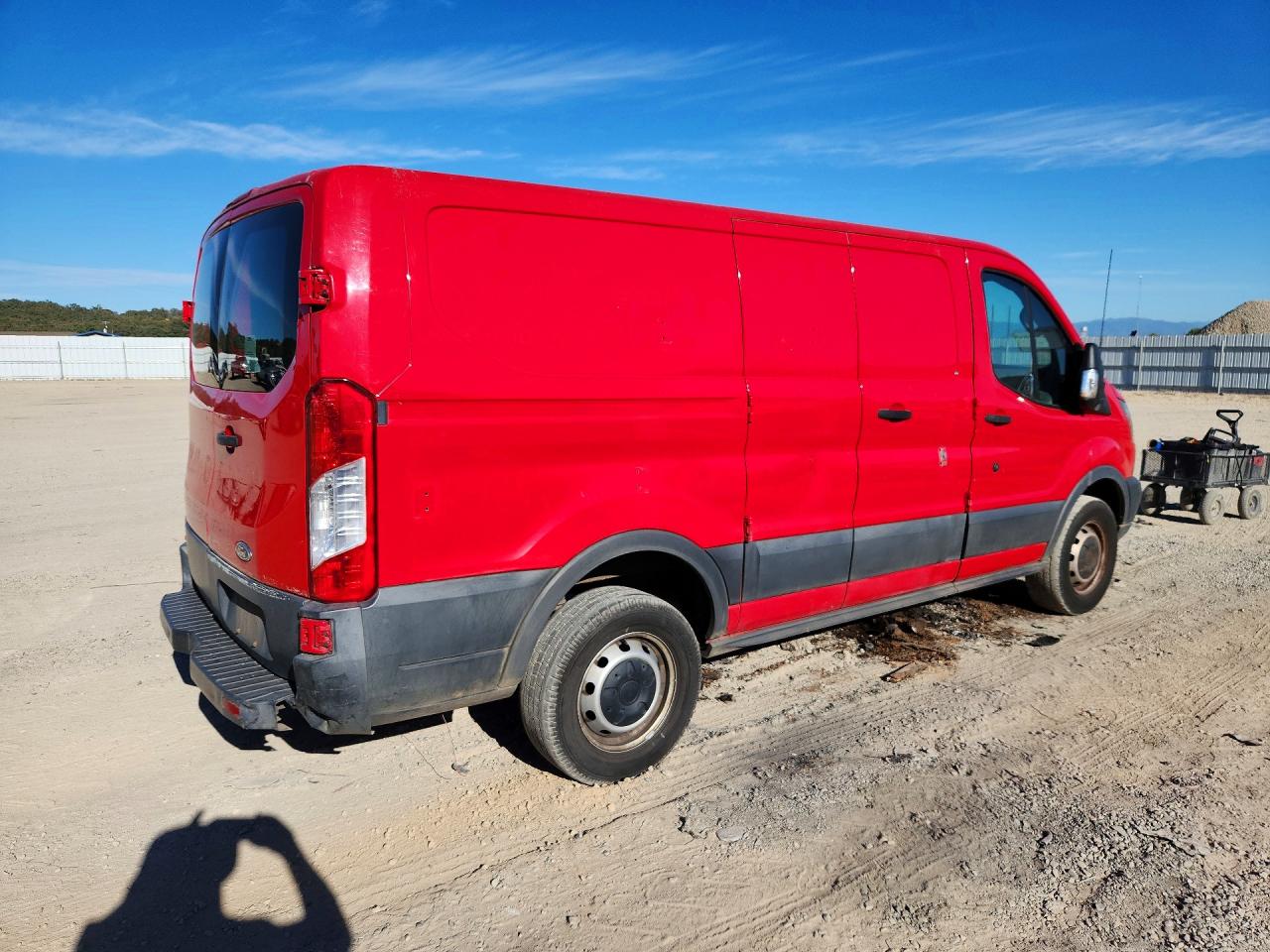 1FTNR1ZM3FKA41047 · 2015 FORD TRANSIT · 3/13
