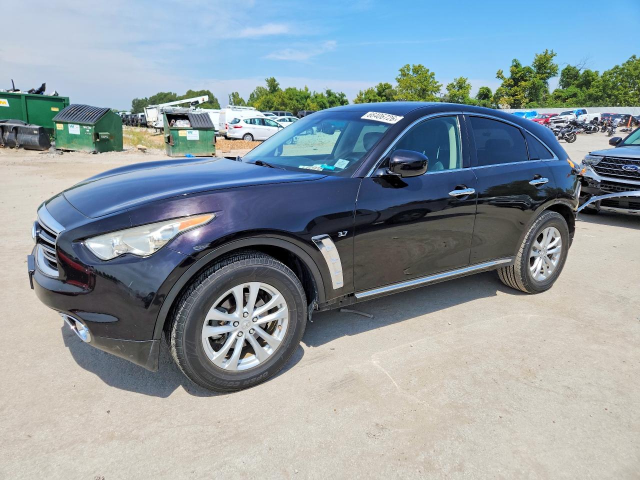 2016 INFINITI QX70