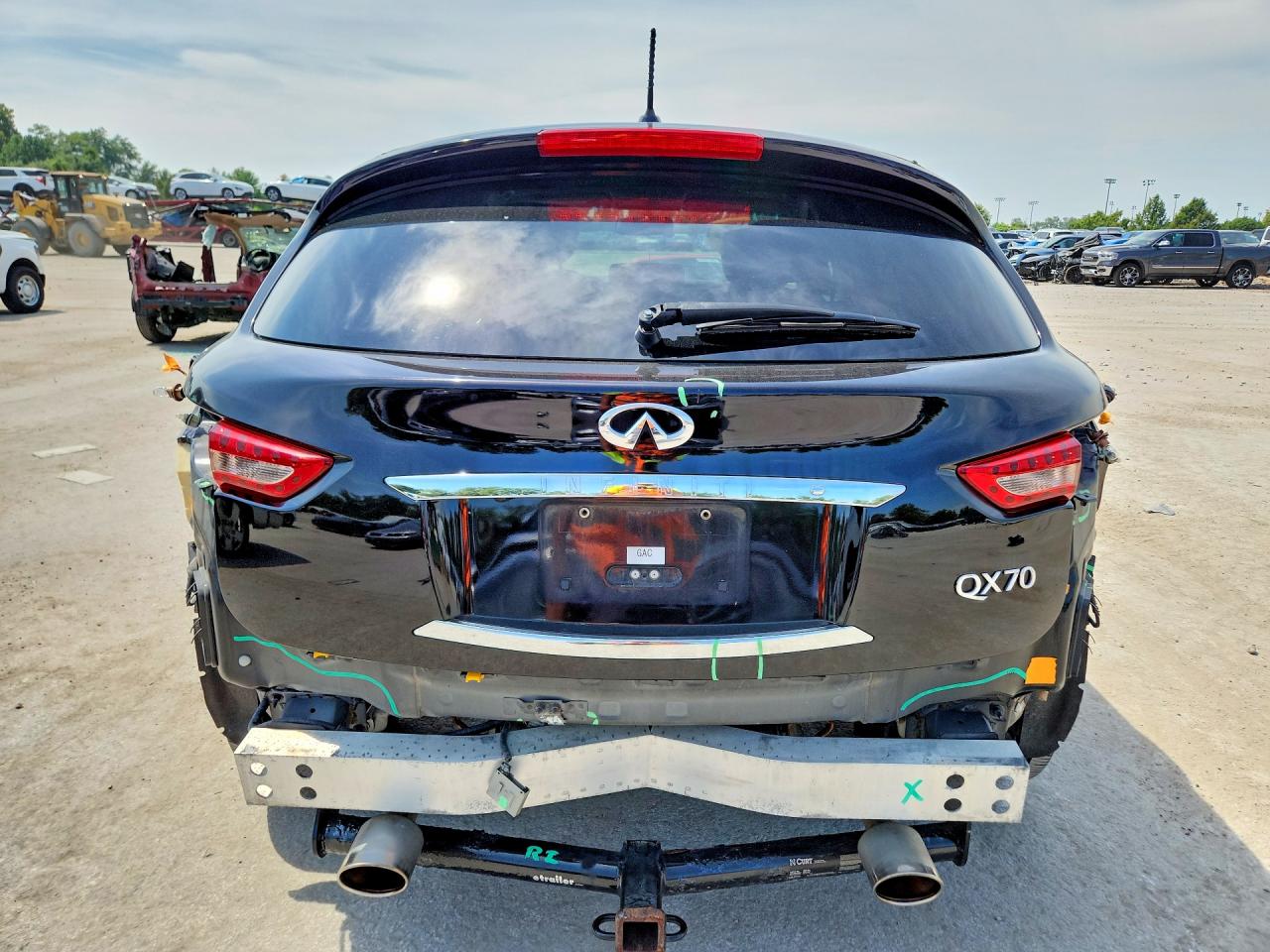 JN8CS1MW4GM752853 · 2016 INFINITI QX70 · 6/13