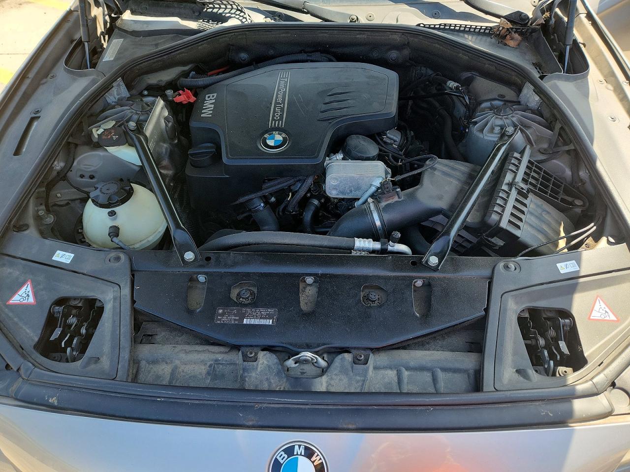 WBAXG5C51DD229524 · 2013 BMW 528 · 11/12