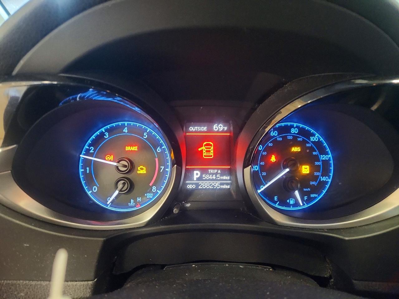 2T1BURHEXGC646387 · 2016 TOYOTA COROLLA · 9/12