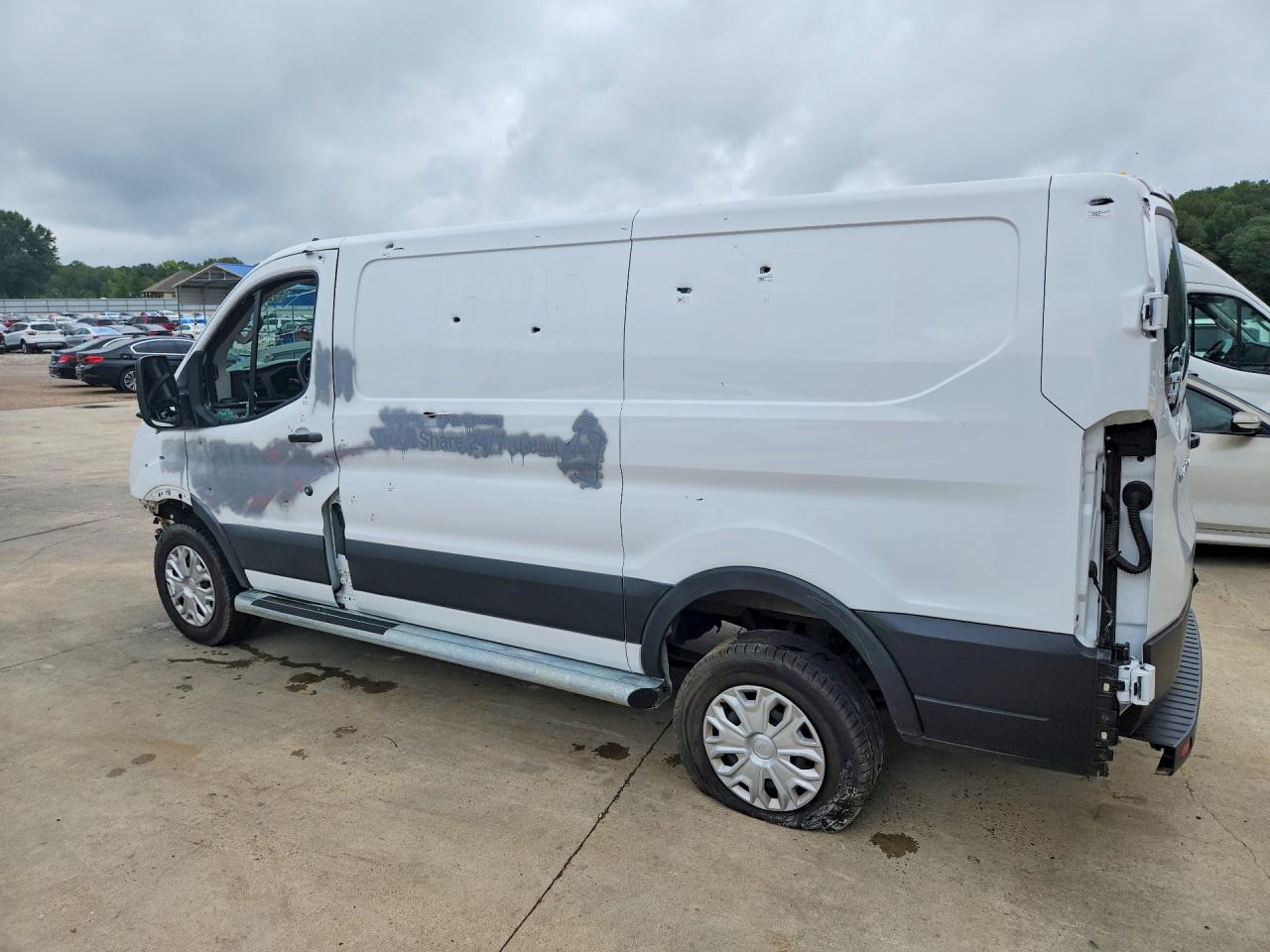 1FTBR1Y83SKA59386 · 2025 FORD TRANSIT · 2/13