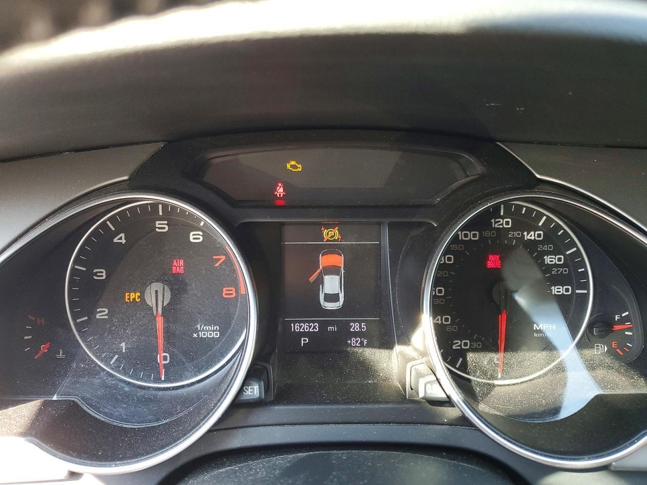 WAULFAFRXBA081297 · 2011 AUDI A5 · 9/12