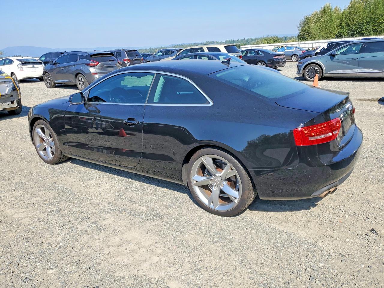 WAULFAFRXBA081297 · 2011 AUDI A5 · 2/12