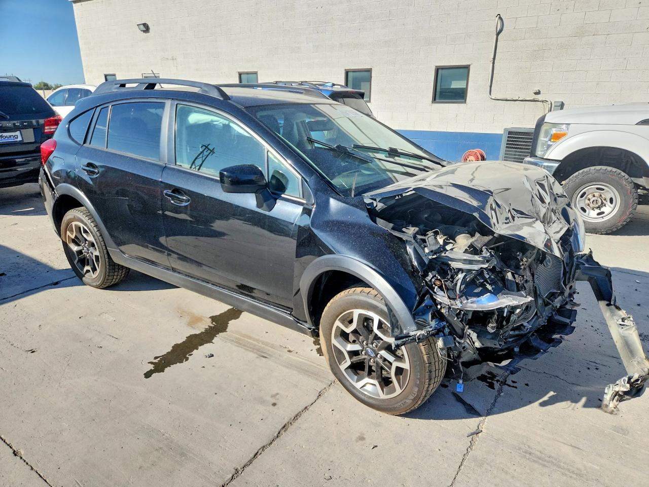 JF2GPABC5H8214861 · 2017 SUBARU CROSSTREK · 4/14