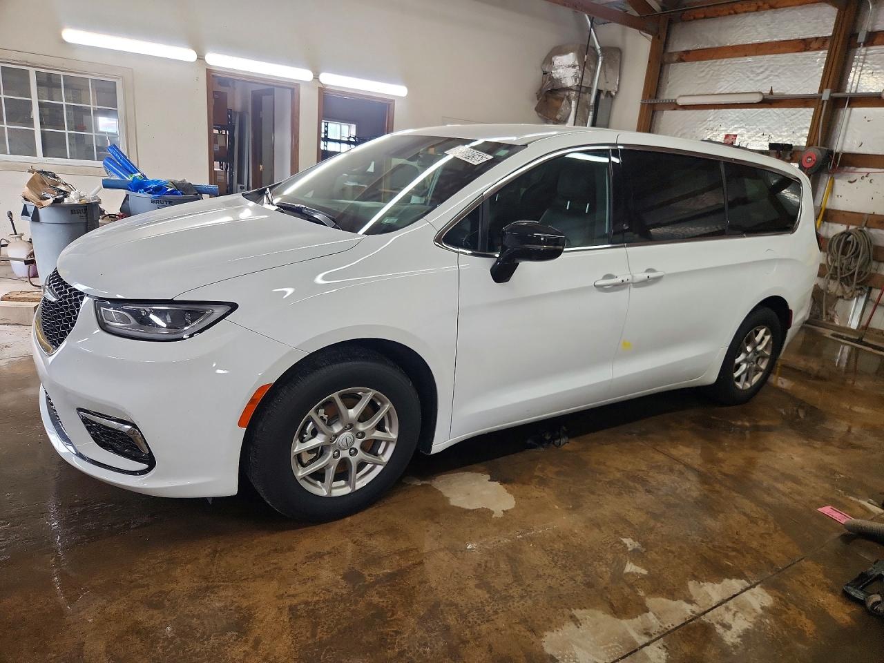2C4RC1BG0TR178399 · 2026 CHRYSLER PACIFICA