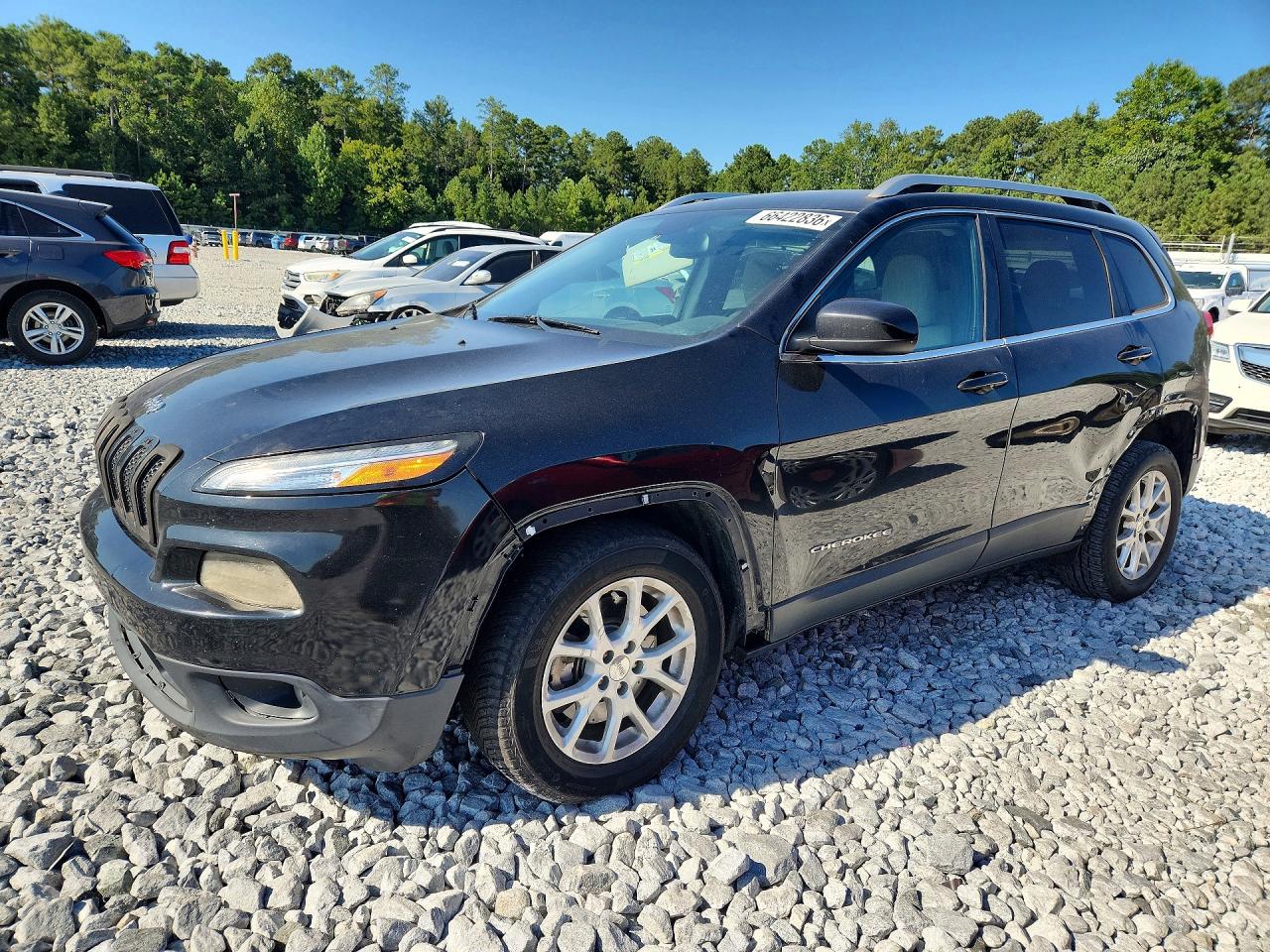1C4PJLCB2GW135269 · 2016 JEEP CHEROKEE
