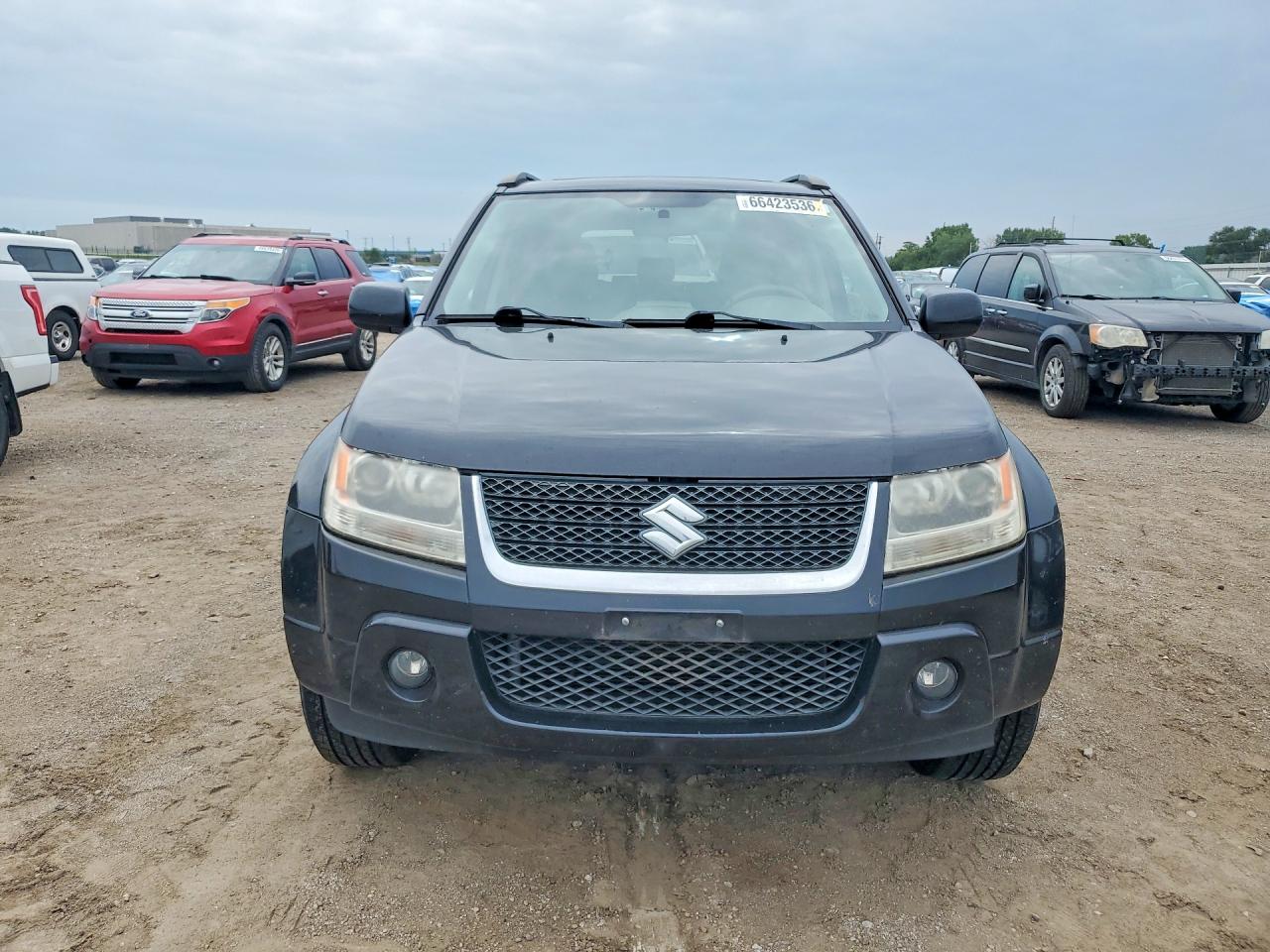 JS3TD0D71C4100518 · 2012 SUZUKI GRAND VITARA · 5/13