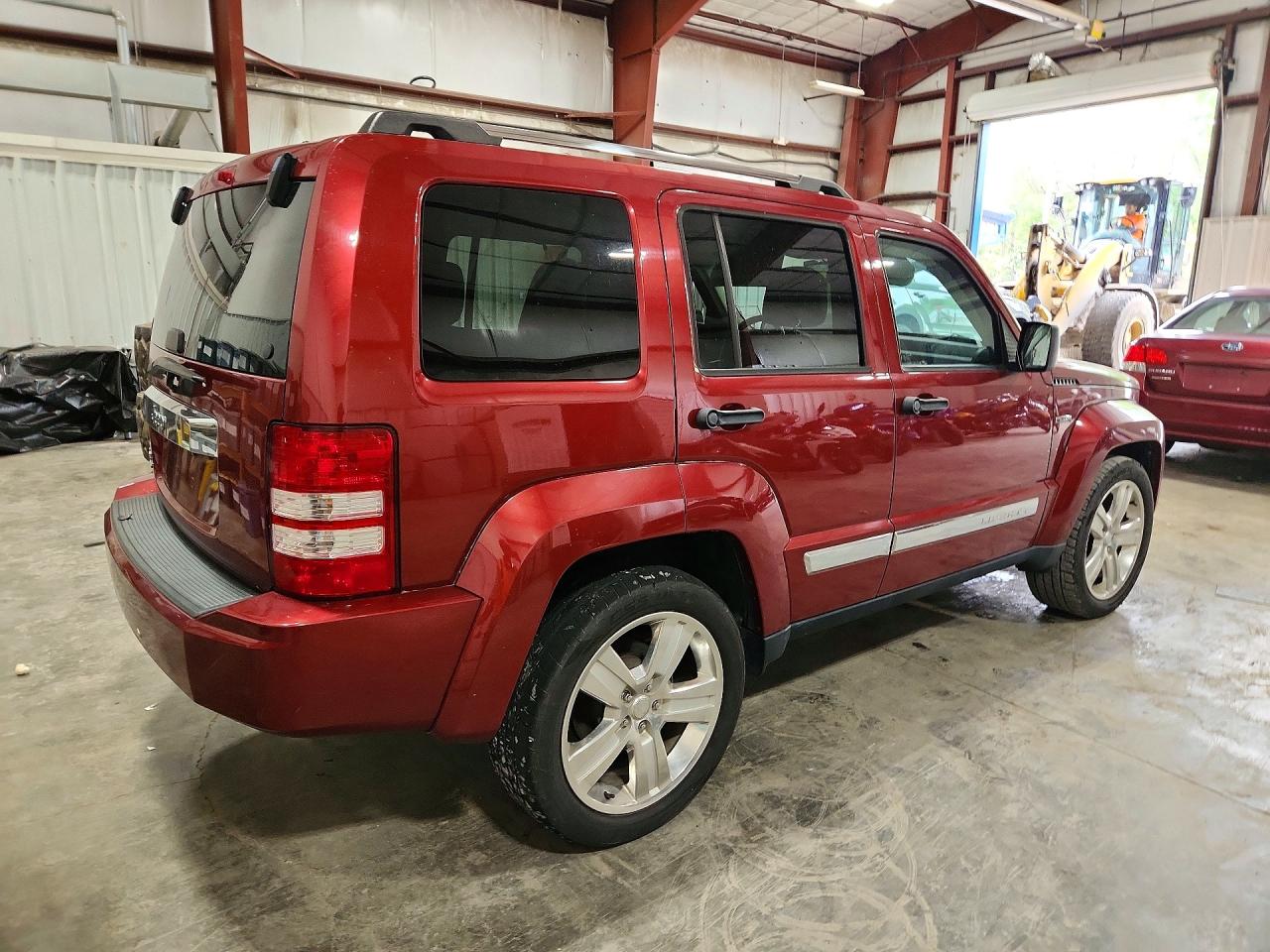 1C4PJMFK6CW132211 · 2012 JEEP LIBERTY · 3/13