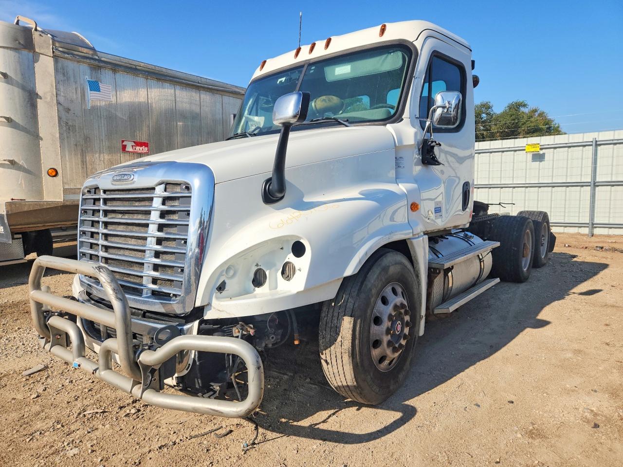2015 FREIGHTLINER CASCADIA 125