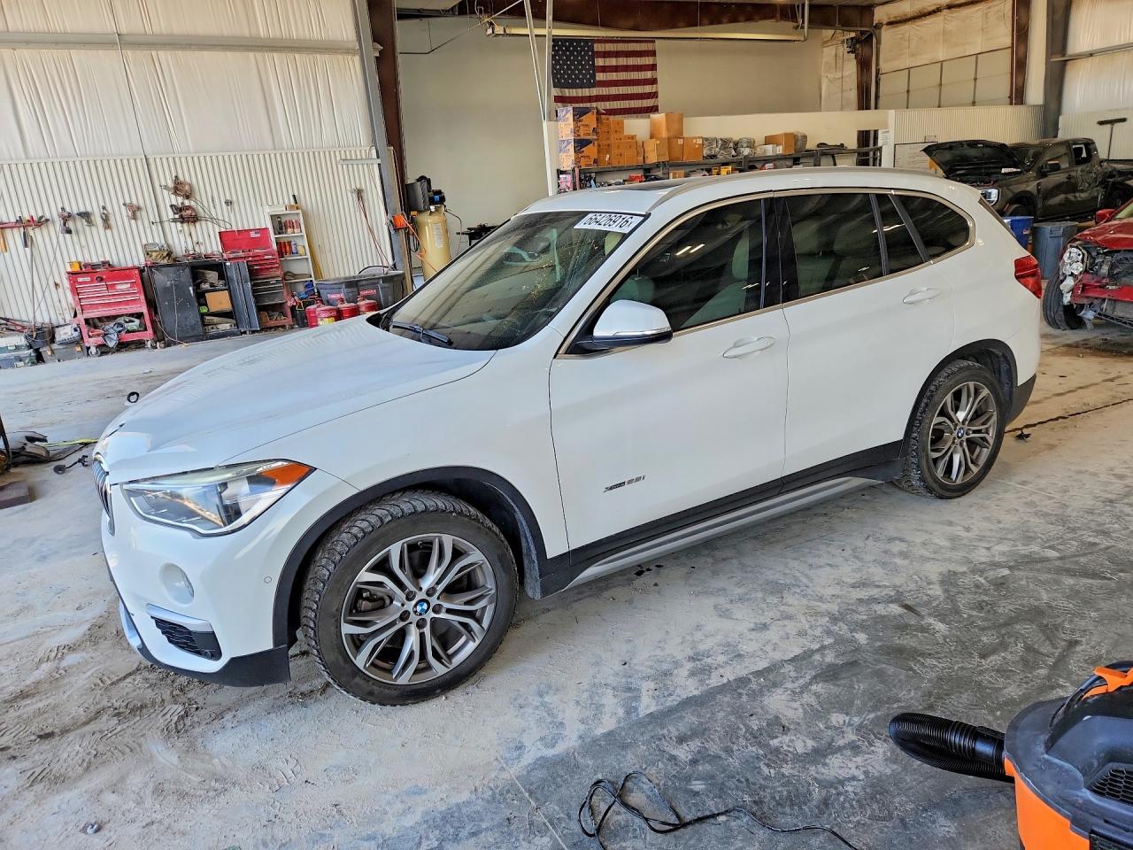 WBXHT3Z35H4A53635 · 2017 BMW X1