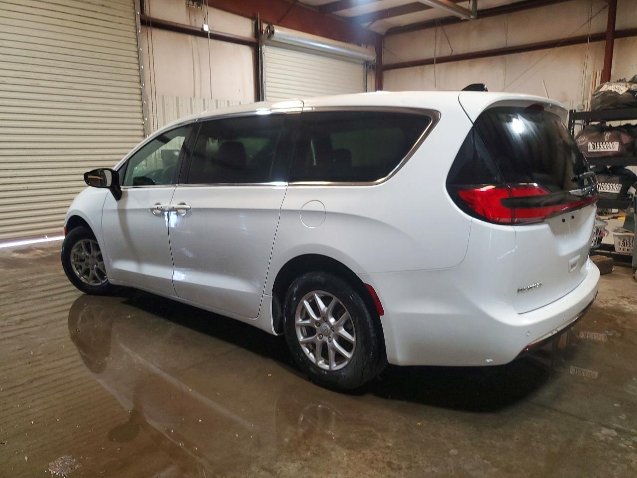 2C4RC1BG3SR599838 · 2025 CHRYSLER PACIFICA · 2/12