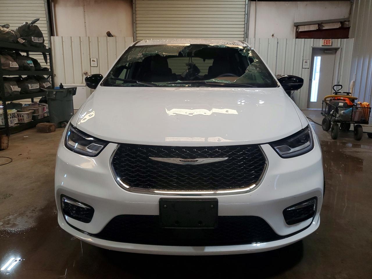 2C4RC1BG3SR599838 · 2025 CHRYSLER PACIFICA · 5/12