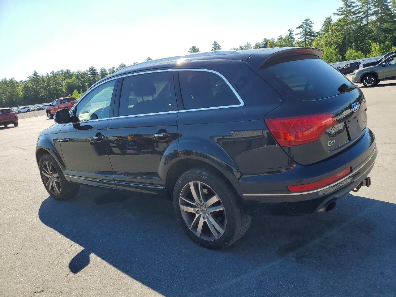 WA1LGAFE3FD028226 · 2015 AUDI Q7 · 2/12