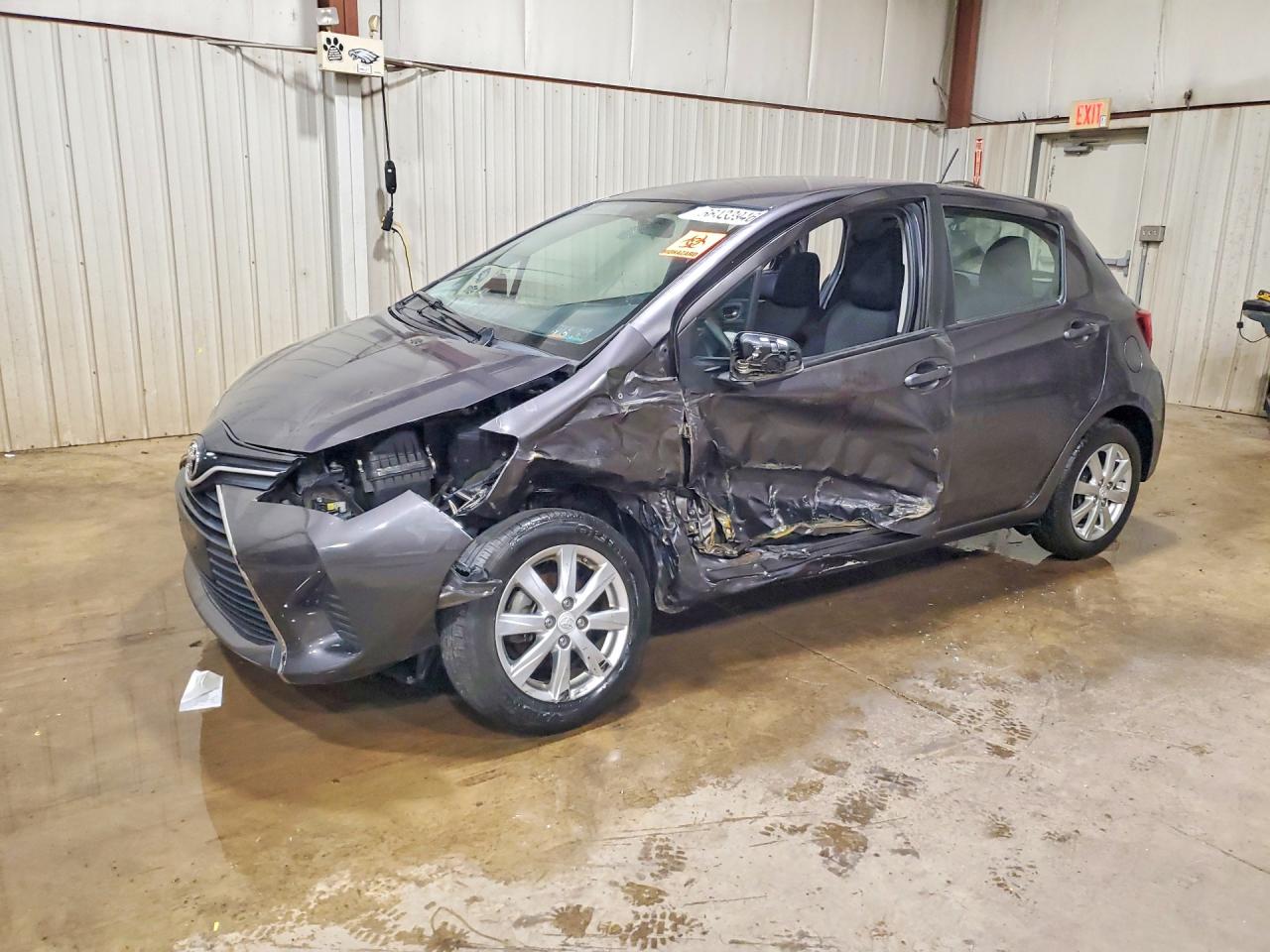 2015 TOYOTA YARIS