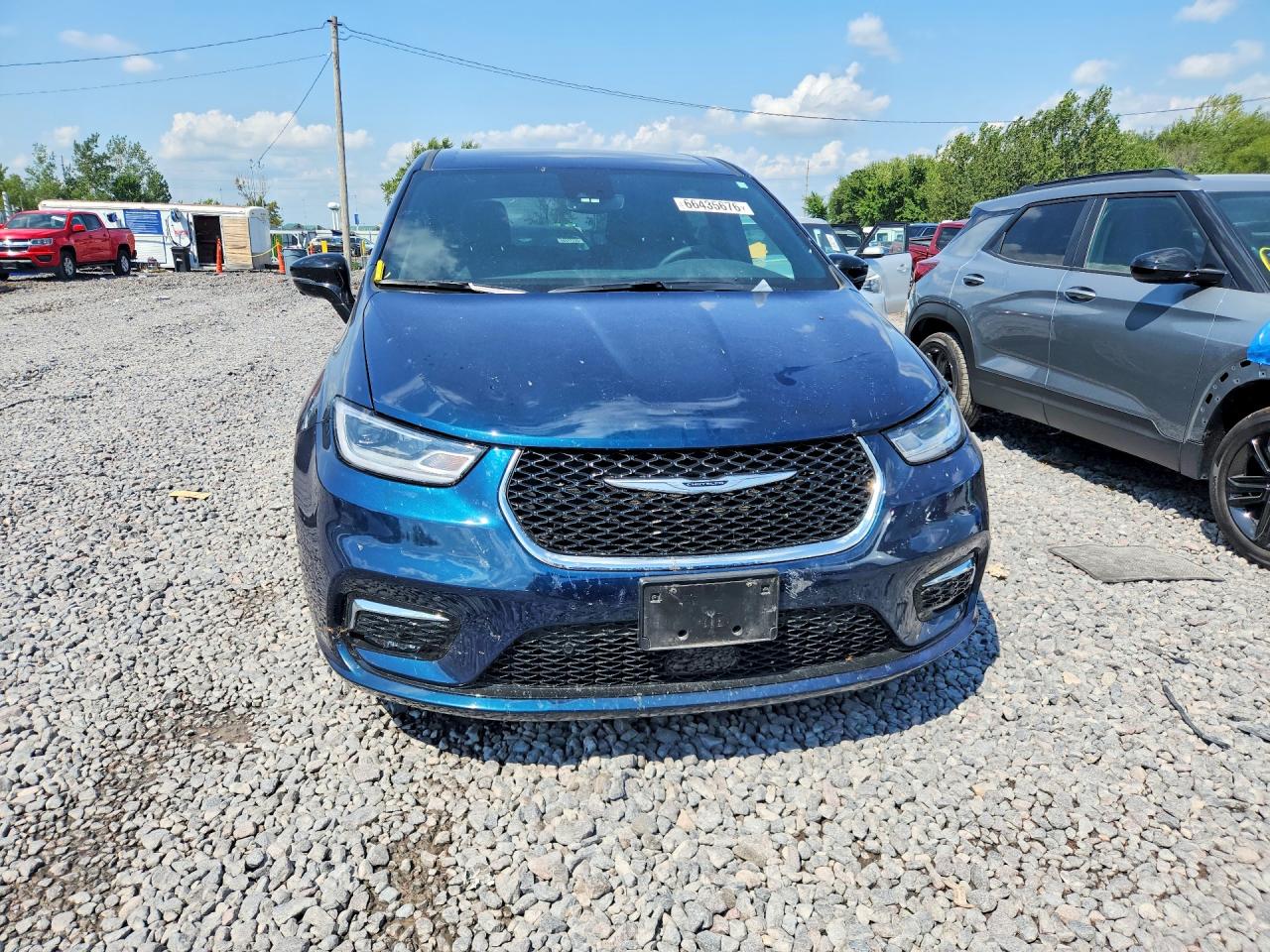 2C4RC1BG9SR549557 · 2025 CHRYSLER PACIFICA · 5/13