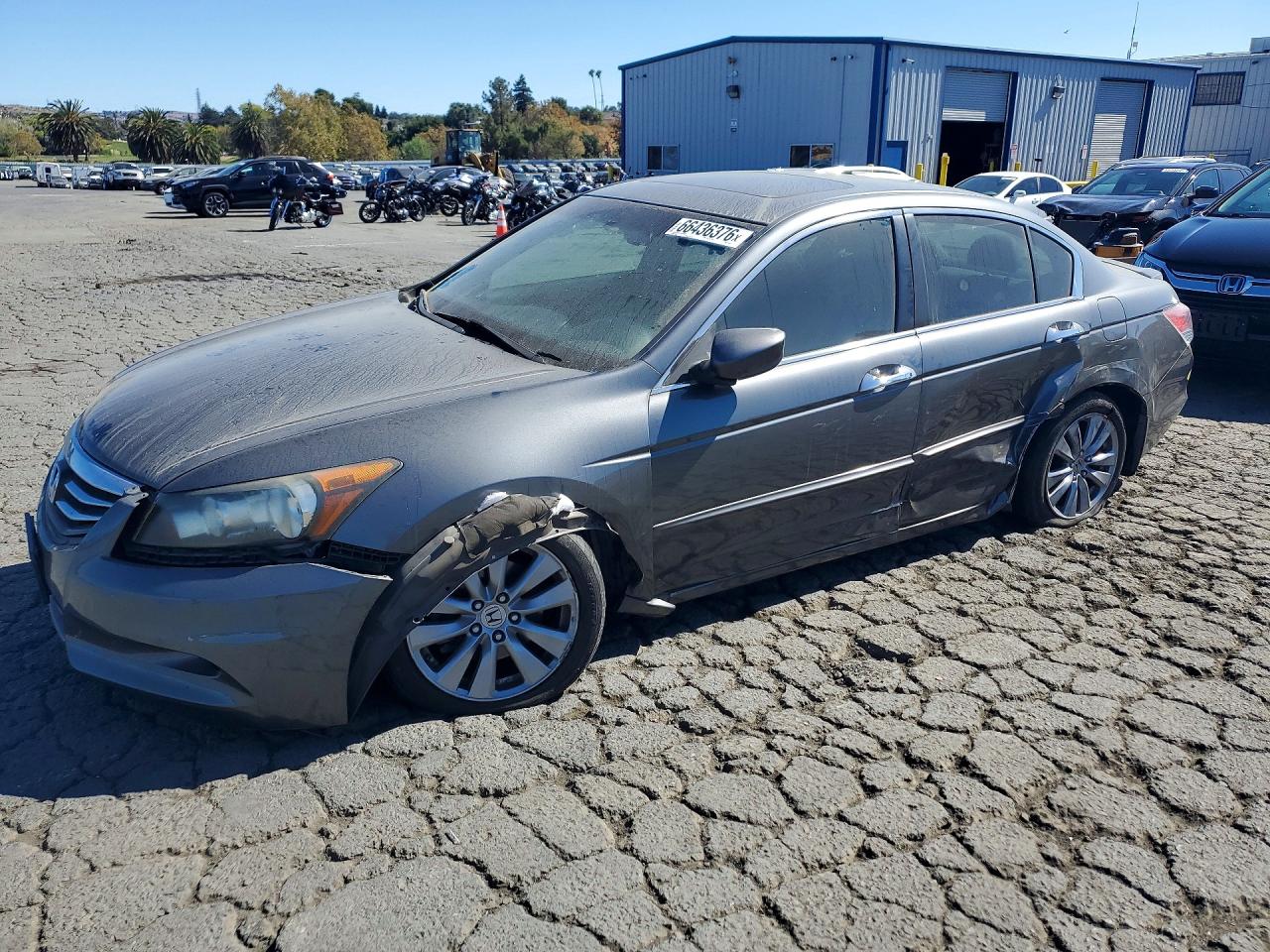 1HGCP3F81BA028248 · 2011 HONDA ACCORD