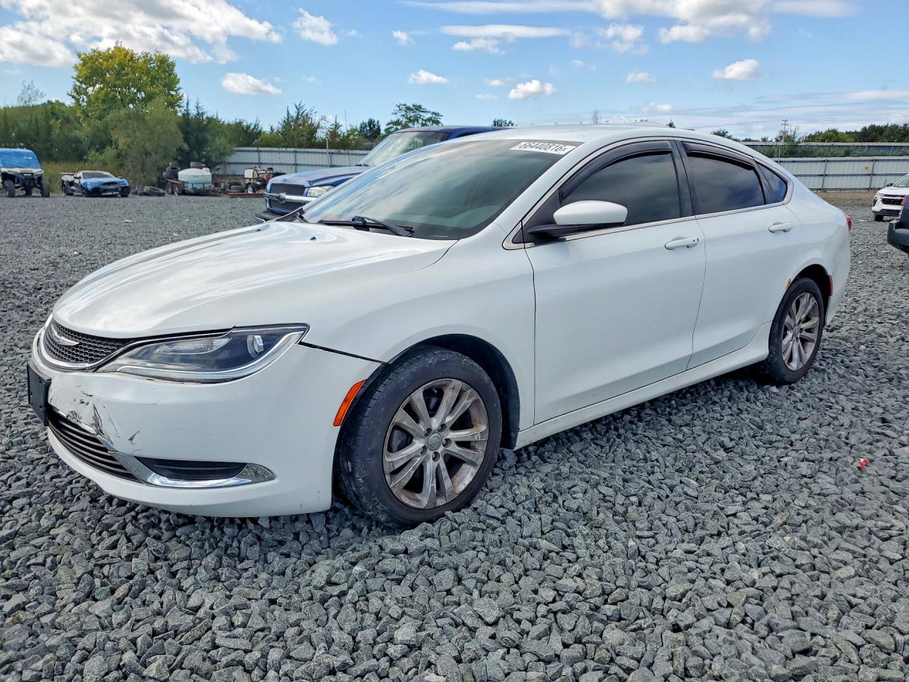 1C3CCCAB5FN570159 · 2015 CHRYSLER 200