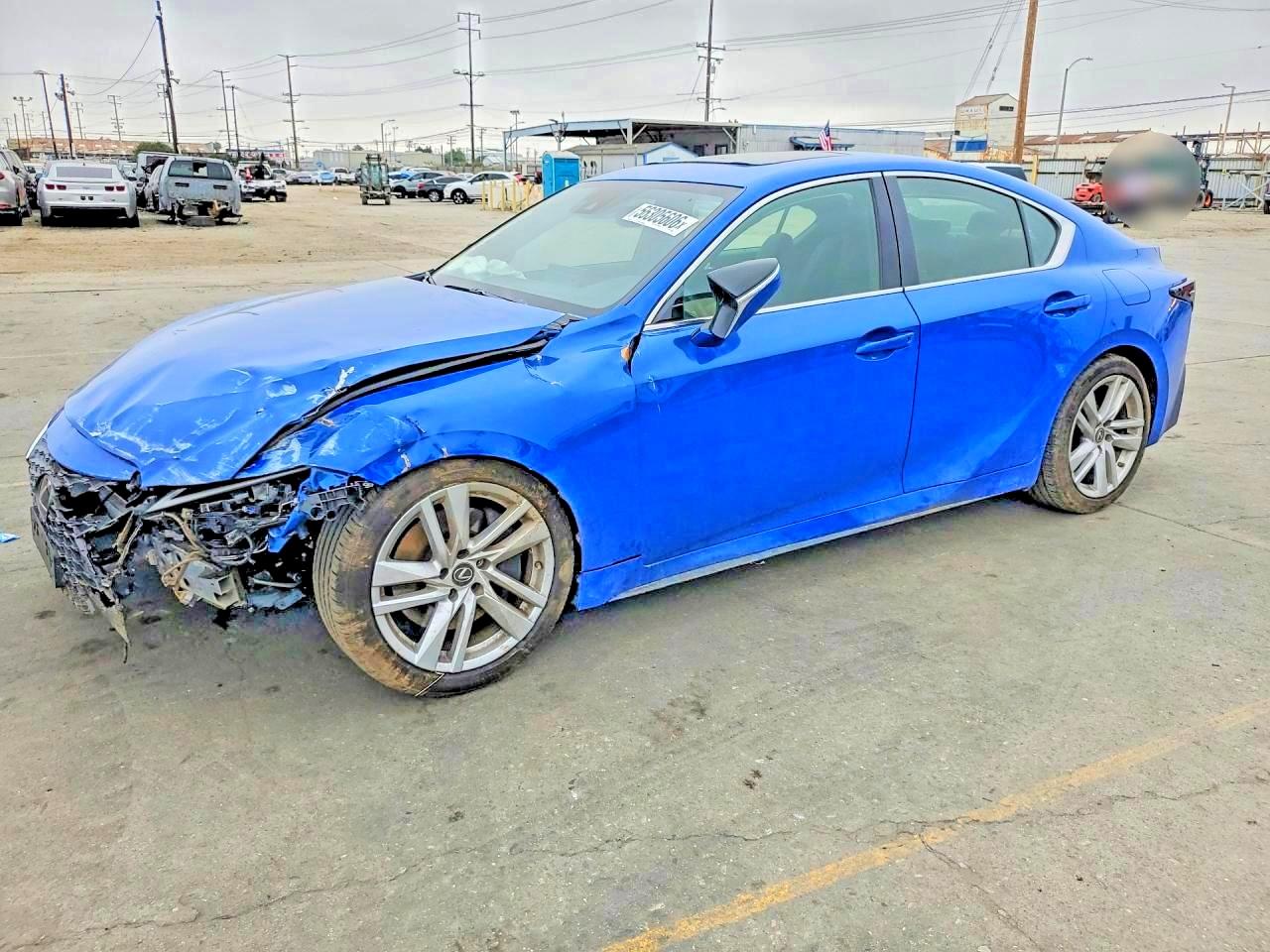 2021 LEXUS IS