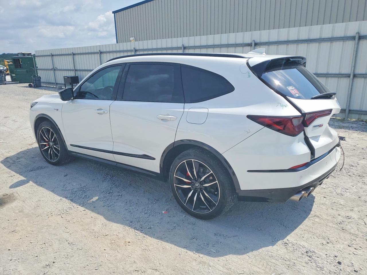 5J8YD8H82PL004416 · 2023 ACURA MDX · 2/13