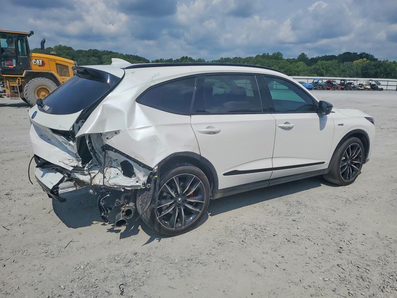 5J8YD8H82PL004416 · 2023 ACURA MDX · 3/13