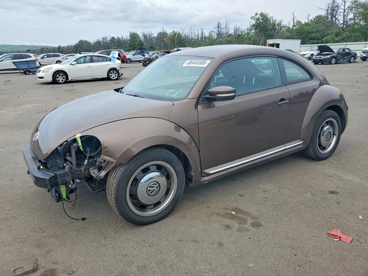 2012 VOLKSWAGEN BEETLE