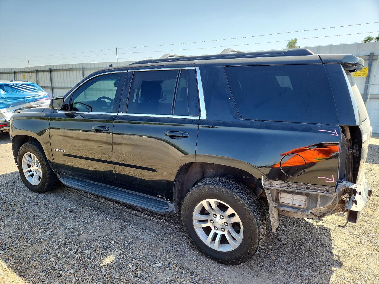 1GNSCAKC3HR243393 · 2017 CHEVROLET TAHOE · 2/13