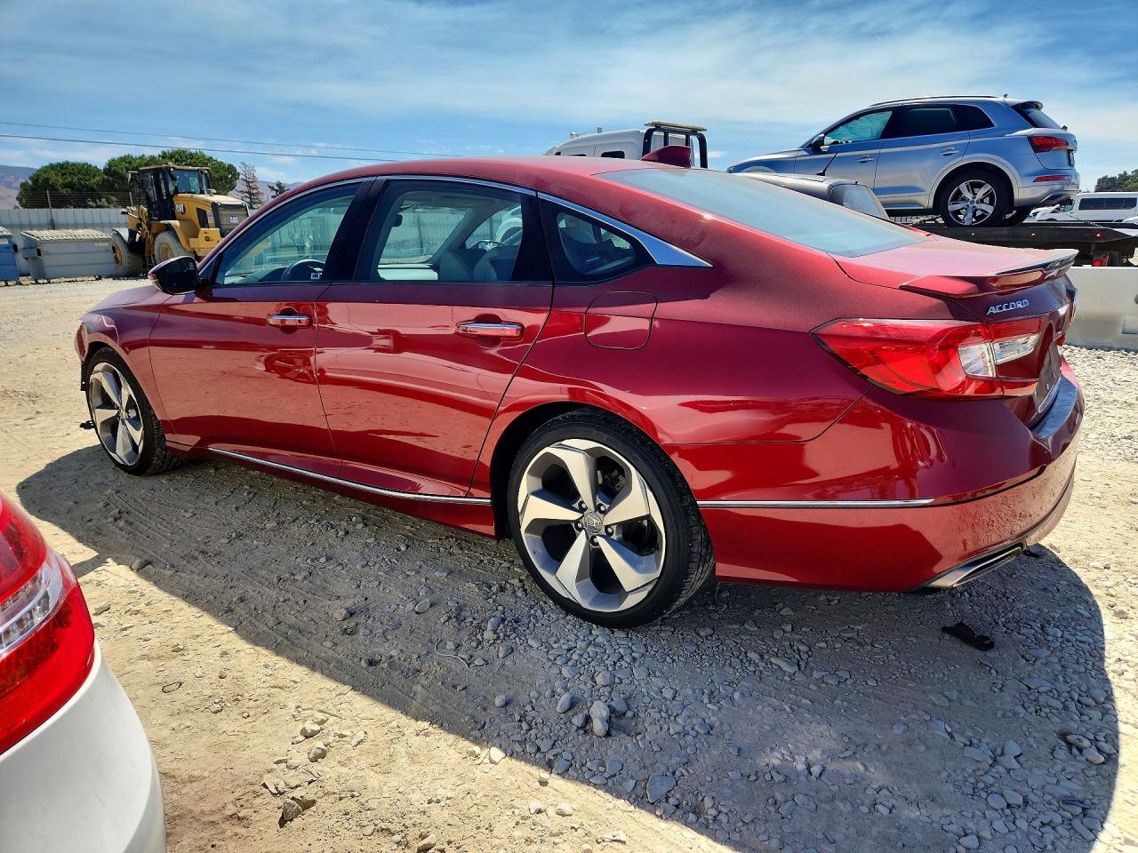 1HGCV2F93JA020742 · 2018 HONDA ACCORD · 2/13
