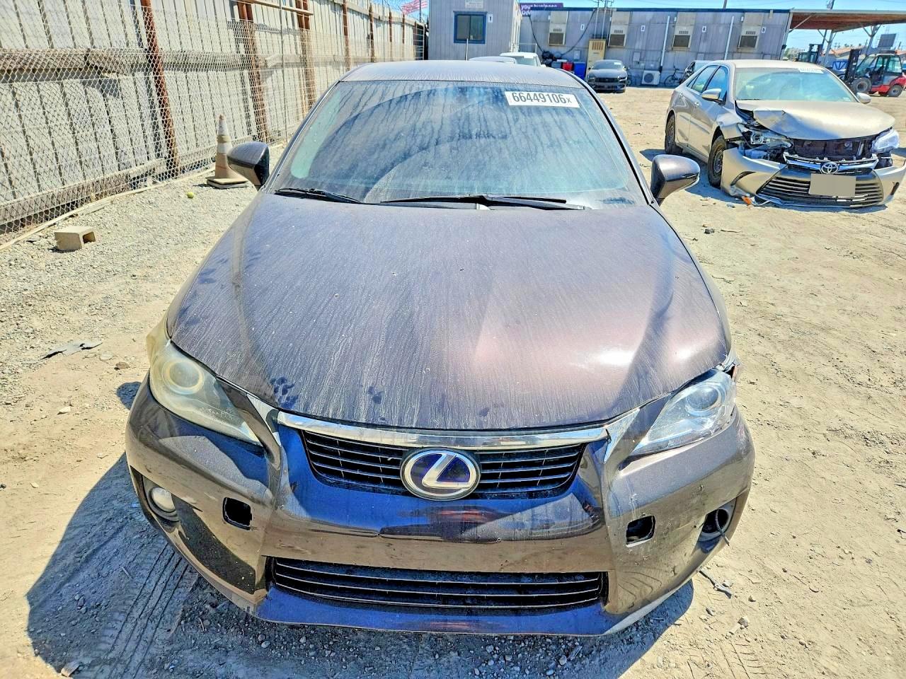 JTHKD5BHXC2118724 · 2012 LEXUS CT · 5/13