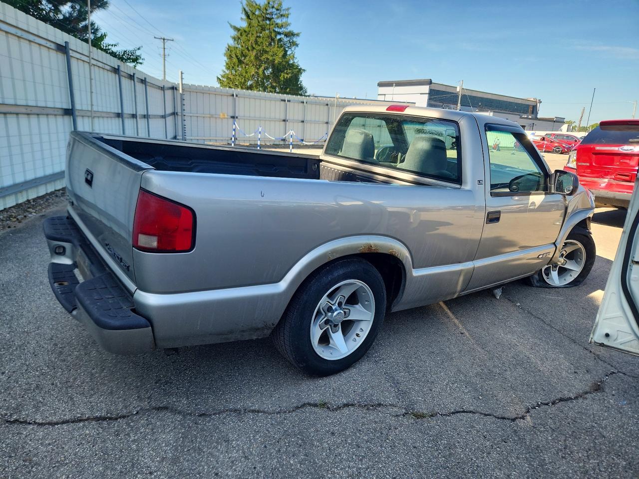 1GCCS145418142065 · 2001 CHEVROLET S TRUCK · 3/12