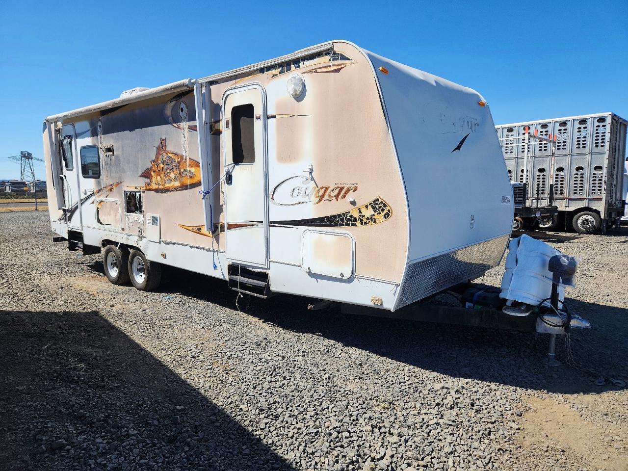 2010 KEYSTONE COUGAR