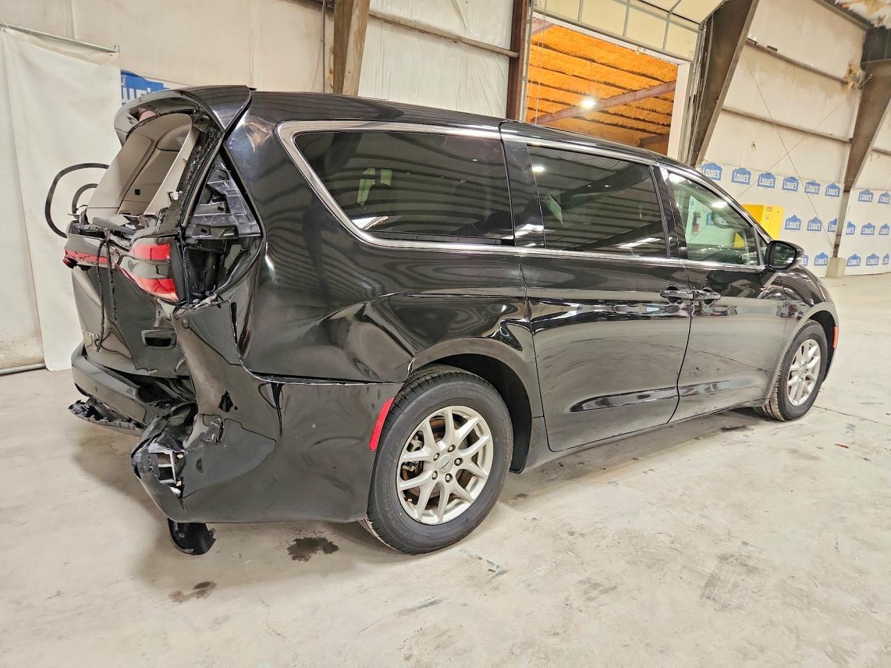 2C4RC1BG9RR151212 · 2024 CHRYSLER PACIFICA · 3/13