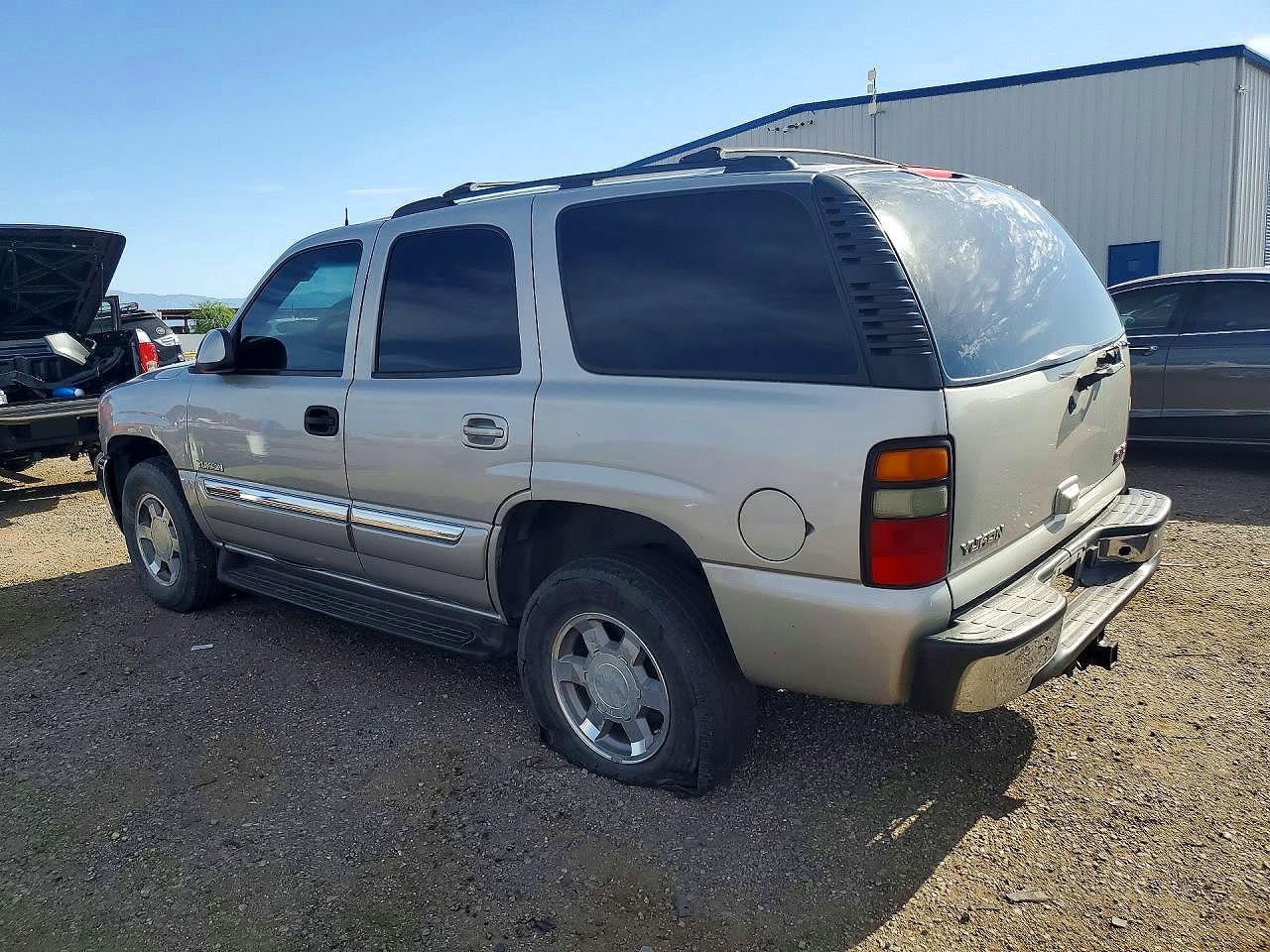 1GKEK13T25R175546 · 2005 GMC YUKON · 2/12