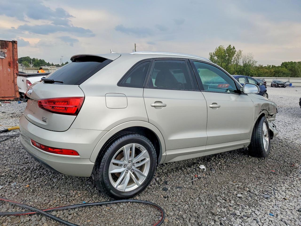 WA1ECCFS7JR005470 · 2018 AUDI Q3 · 3/13