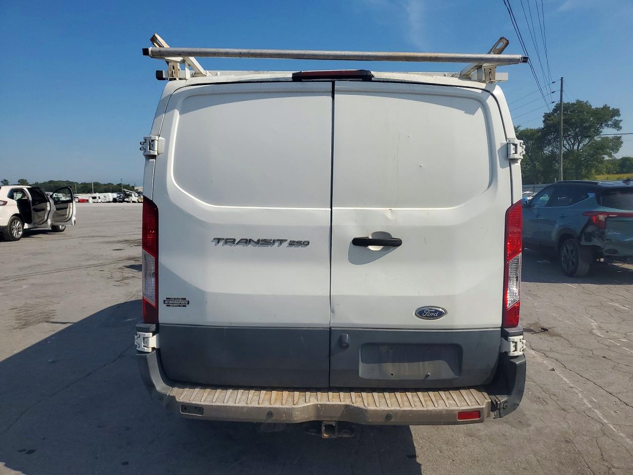 1FTYR1ZM3GKA05972 · 2016 FORD TRANSIT · 6/13