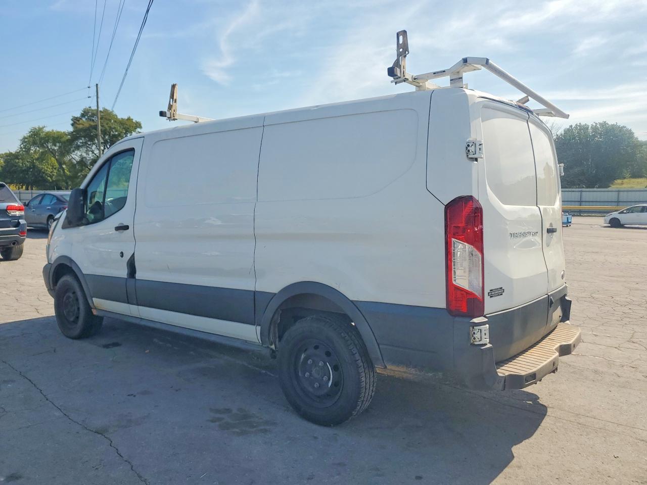 1FTYR1ZM3GKA05972 · 2016 FORD TRANSIT · 2/13