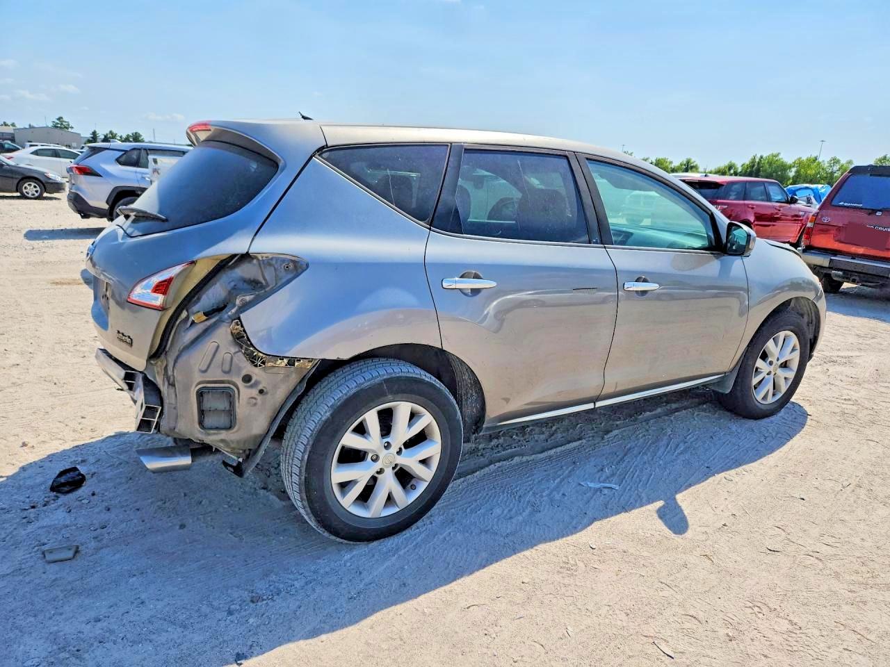 JN8AZ1MU6BW059863 · 2011 NISSAN MURANO · 3/14