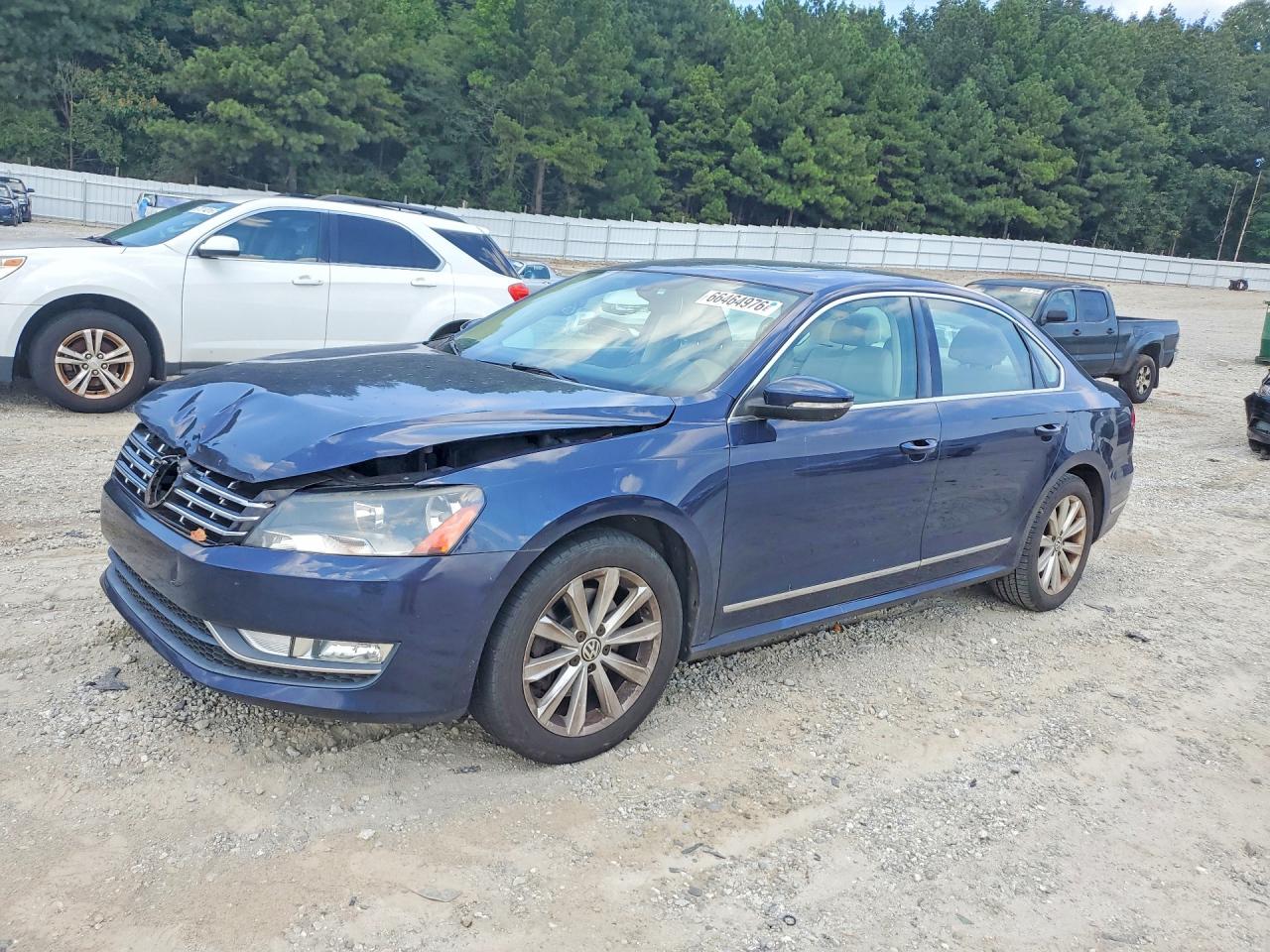2012 VOLKSWAGEN PASSAT
